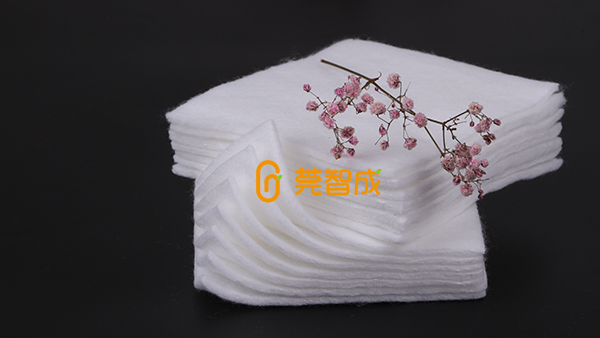 為什么鮮花吸水棉的吸濕能力強？