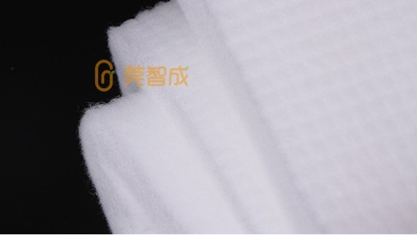 做床上用品的羊毛和無膠棉哪個比較好？