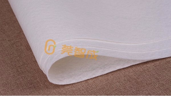 針刺無(wú)紡布廠家-具備專業(yè)性的技術(shù)