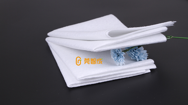針刺無(wú)紡布土工布生產(chǎn)廠家